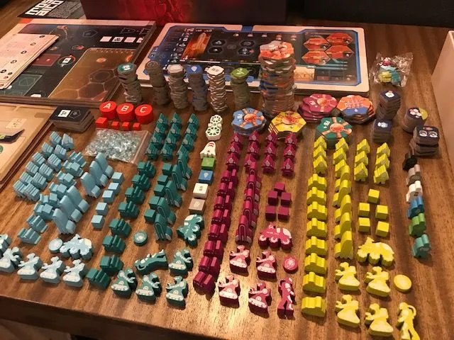 Что внутри: игра На Марсе