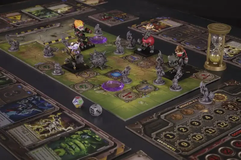 Партия: игра Mechs vs. Minions